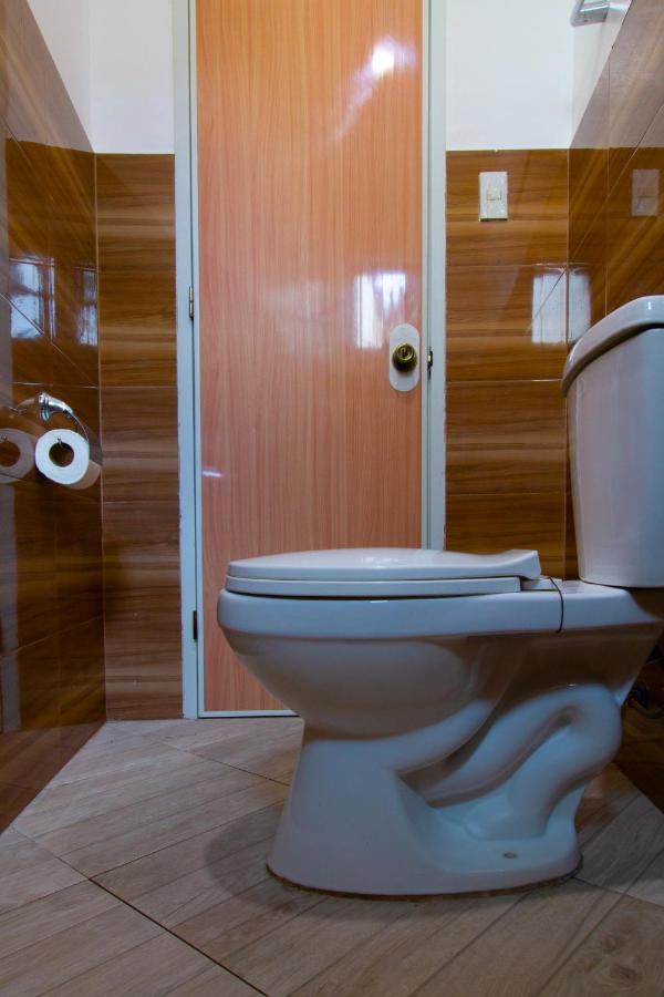 מואלבואל Oyo 777 Rn Guesthouse מראה חיצוני תמונה